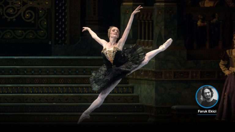 gillian-murphy-sahnelere-veda-etti-5vwCghg5.jpg