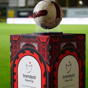 daha lig baslamadan sampiyonluk oranlari aciklandi iste favori urpURFdC