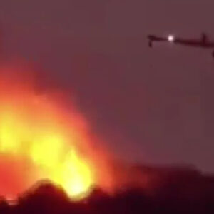 yunanistanda atina yakinlarindaki orman yangini can aldi uSGPGiUA