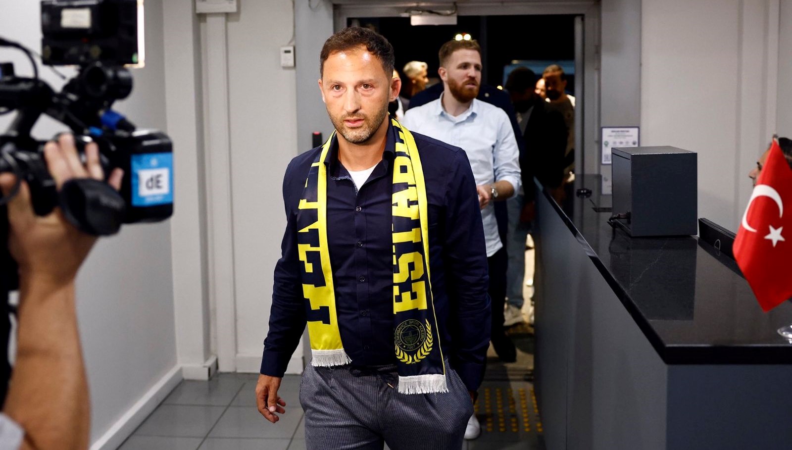 tedesconun sinif arkadasi ntvye anlatti SPnPDykf