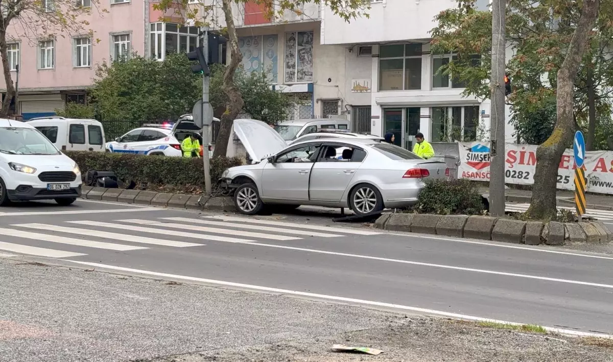 alkollu surucu kazaya karisti yaya gecidinde refuje carpti CizbHtgT.jpg