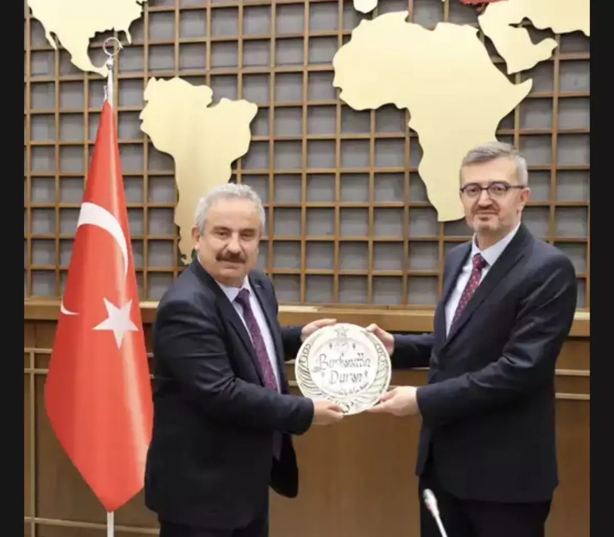 turkiye basin federasyonu iletisim baskani burhanettin durani ziyaret etti 2AwFmKww.jpg